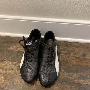 Puma shoes - never worn outside